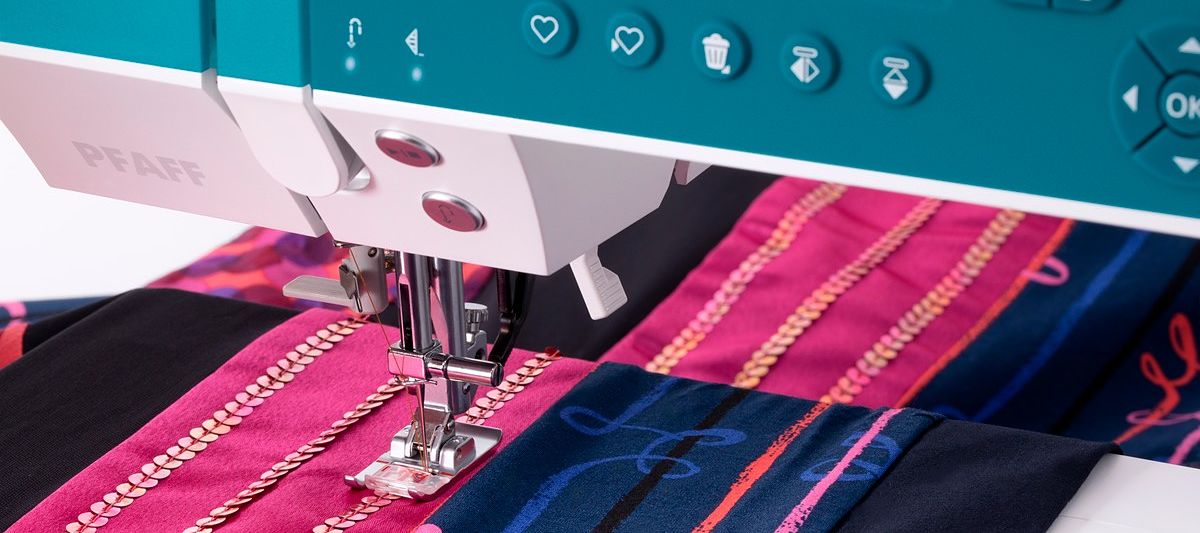 Macchina per cucire elettronica Pfaff Ambition 620 con 5 anni di garanzia e piano allungabase omaggio