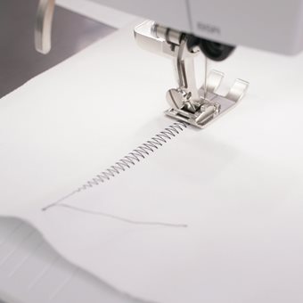 Bernina 590