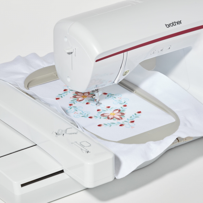 Macchina per ricamare Brother Innov'is NV870