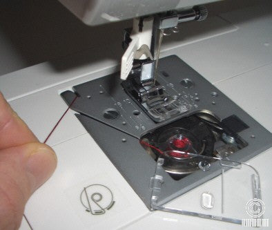 Macchina per cucire elettronica Singer Confidence 7463 con 5 anni di garanzia e piedino tagliacuci