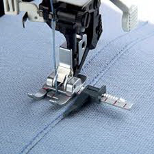 Piedino regolabile con guida con sistema IDT - Cucireonline