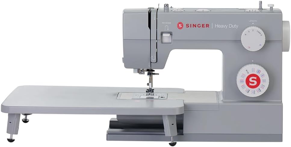 Singer Heavy Duty 4432 con motore potenziato e piano allungabase