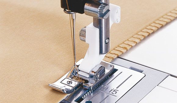 Piedino Husqvarna J per sorfilare