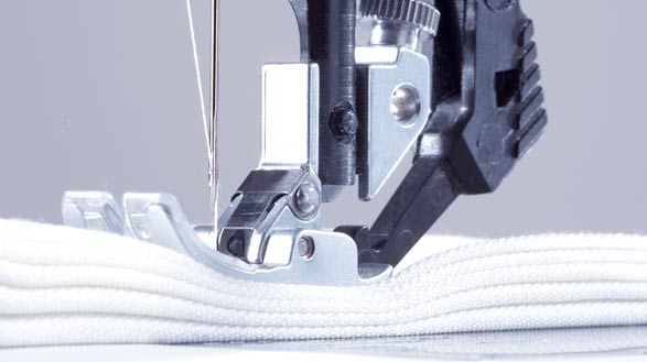 macchina per cucire meccanica Pfaff Select 4.2 con borsa portamacchina omaggio 5 anni di garanzia