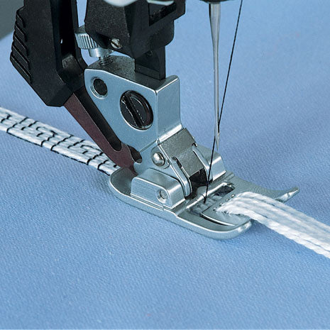Piedino Pfaff per cordoncino 7/9 fori