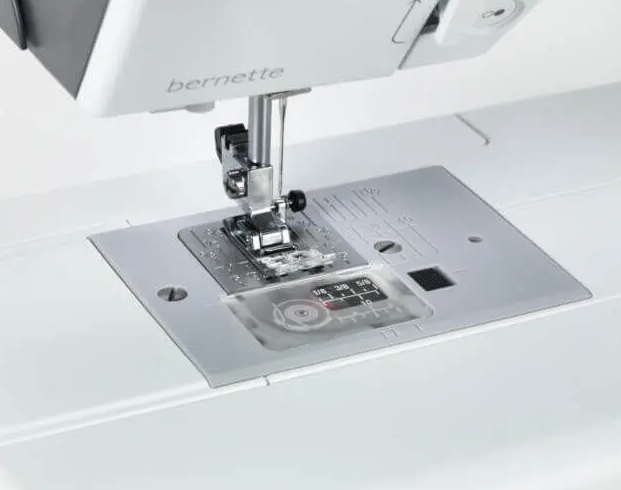 Bernette B 37 By bernina  Macchina per cucire elettronica