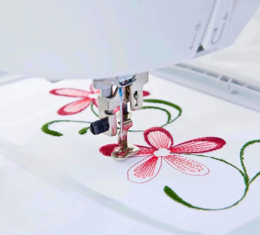 Singer SE 9185 Macchina per cucito e ricamo WIFI con software gold  per creare ricami 5 anni di garanzia