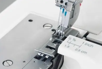 Singer 14T968 DC mechanische Overlock-Nähmaschine mit 10.000 Metern Faden gratis