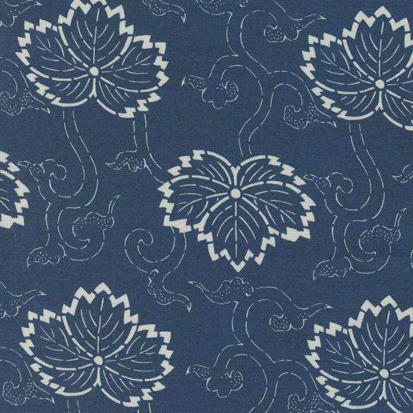 Indigo Blooming by Debbie Maddy - Cucireonline