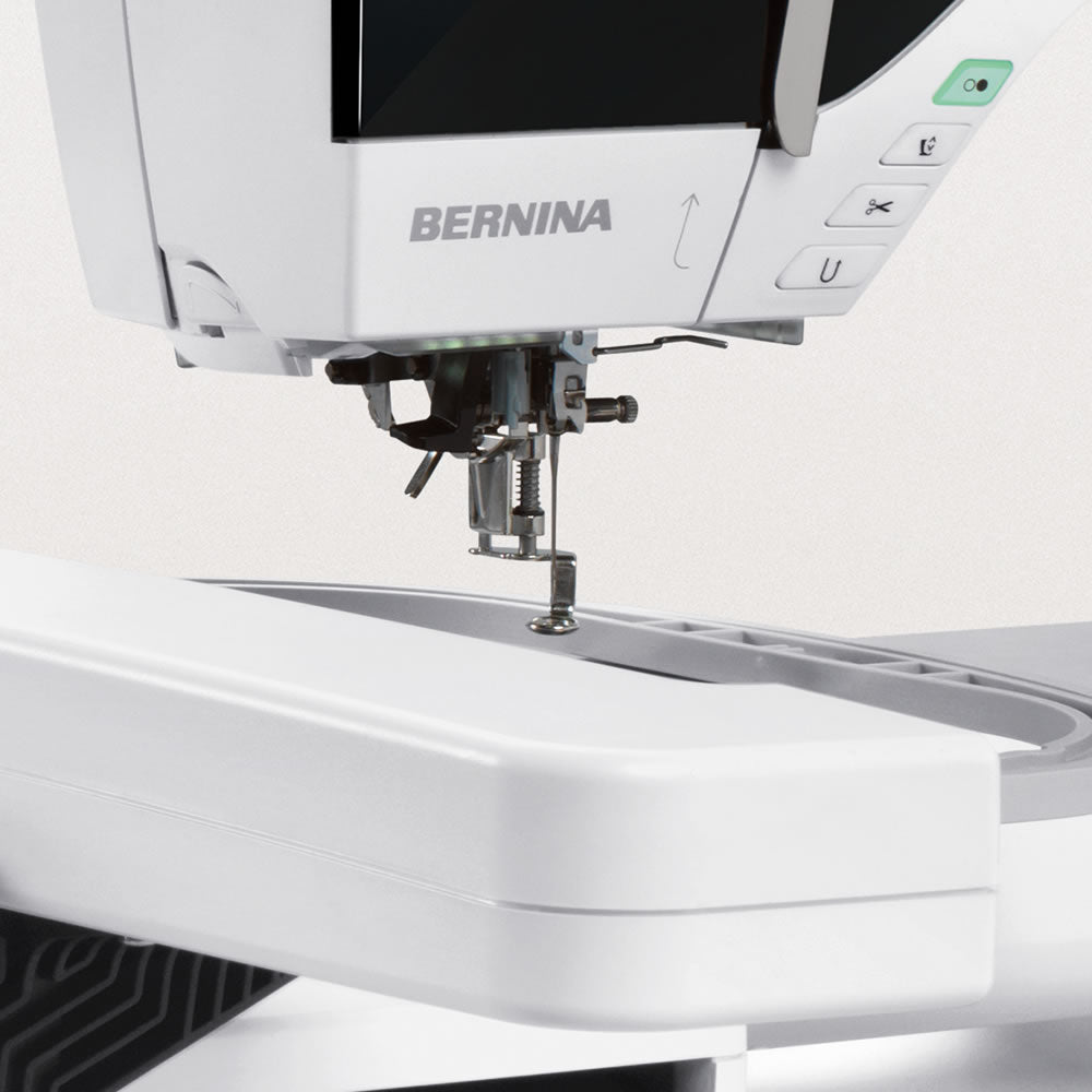 Bernina B 790 macchina per cucire e ricamare - Cucireonline