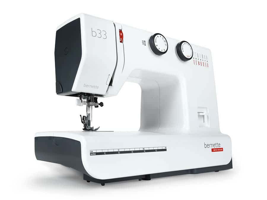 Macchina per cucire meccanica Bernette B 33 By Bernina