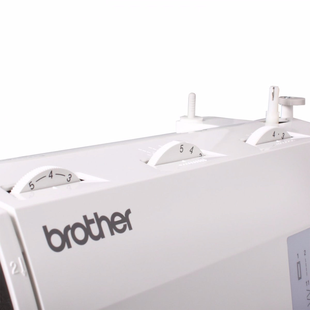 Macchina per cucire Brother XQ3700 con piedino tagliacuci omaggio - Cucireonline