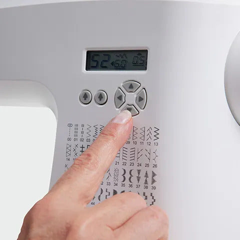 Singer Macchina per cucire elettronica  C5605 con borsa Singer e Kit piedini extra - Cucireonline