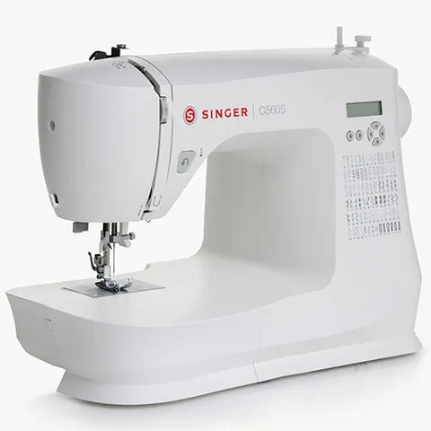 Singer Macchina per cucire elettronica  C5605 con borsa Singer e Kit piedini extra - Cucireonline