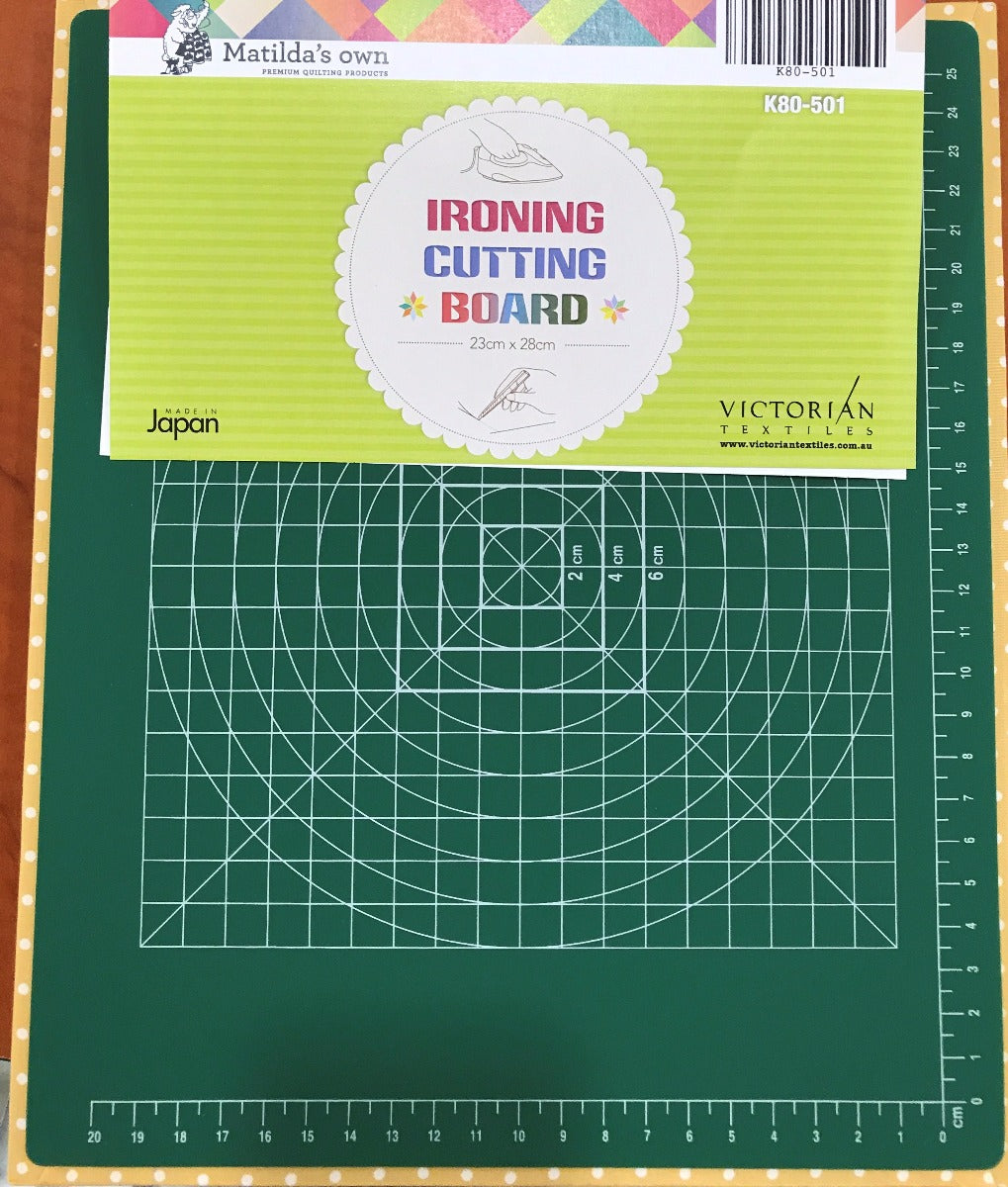 Base per taglio e stiro 23 X 28 cm - Cucireonline