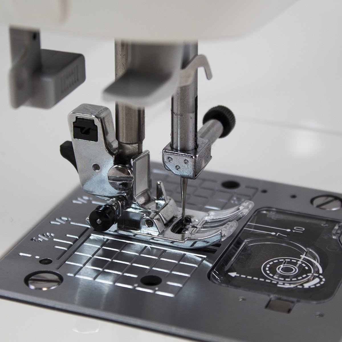 Juki HZL-G220 Garanzia Ufficiale Juki Italia