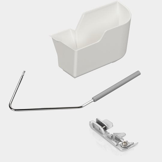 Tagliacuci Professionale Bernina tagliacuci L460 con 10.000 metri di filo omaggio - Cucireonline