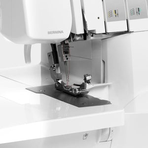 Tagliacuci Professionale Bernina tagliacuci 460L con 10.000 metri di filo omaggio