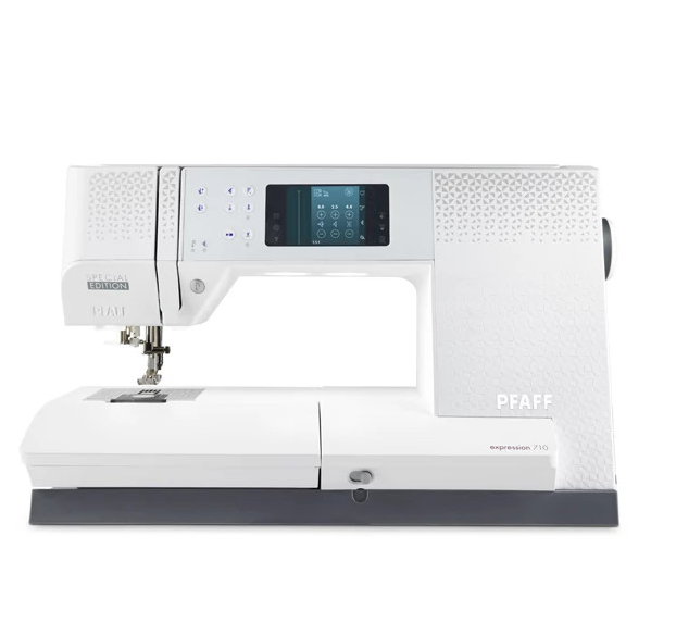 Pfaff Expression 710 Special Edition 5 anni di garanzia piedini extra