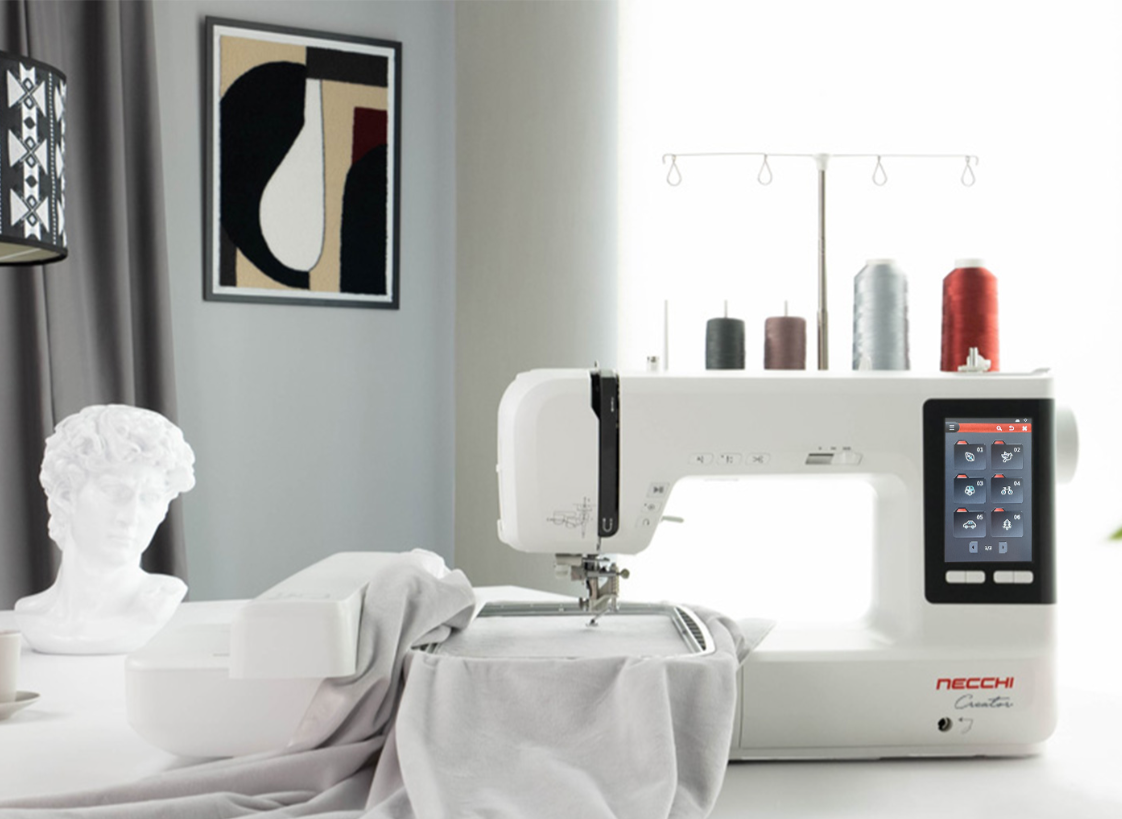 Macchina ricamatrice Necchi Creator C1200 con Tablet Lenovo e software Creative
