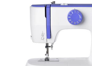Macchina per cucire meccanica Necchi M213A con piedino tagliacuci
