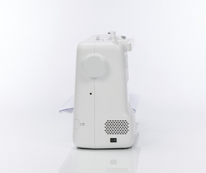 Macchina per cucire elettronica Bernina B 325 NEW modello 2025